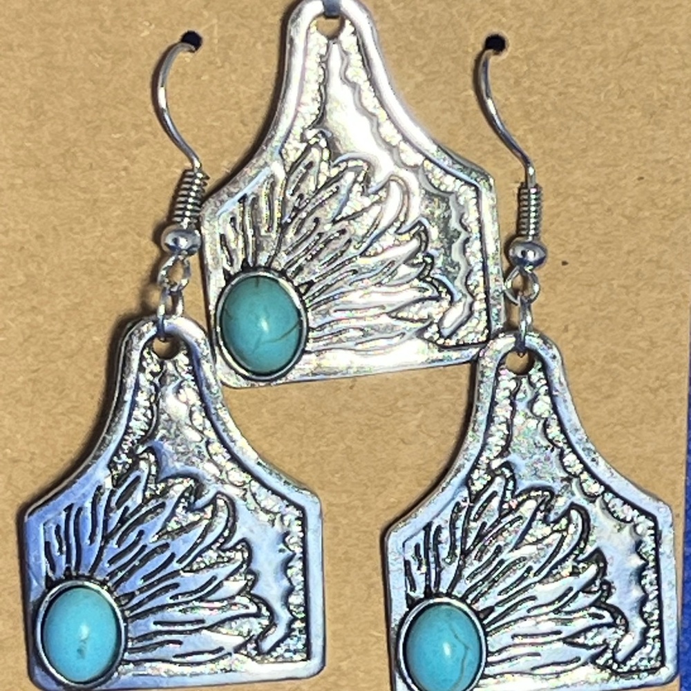 Cattle Tag Earrings & Necklace Set